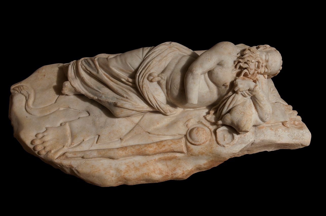 Le bas-relief au Papposilène thumbnail