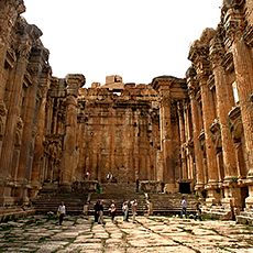 DE NIHA À BAALBEK : DANS LES DOMAINES DES DIEUX thumbnail