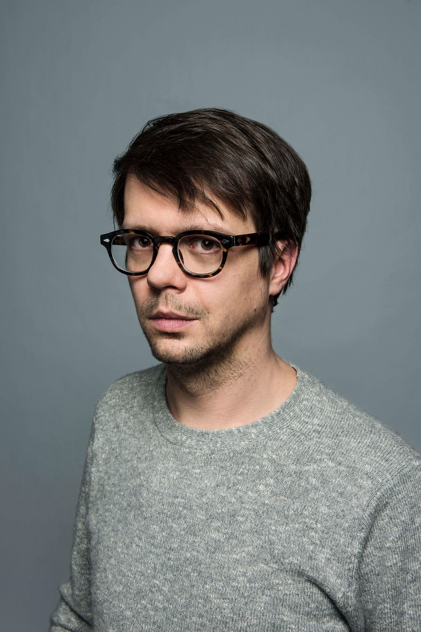 Atelier d'écriture dramatique en ligne avec Guillaume Corbeil thumbnail
