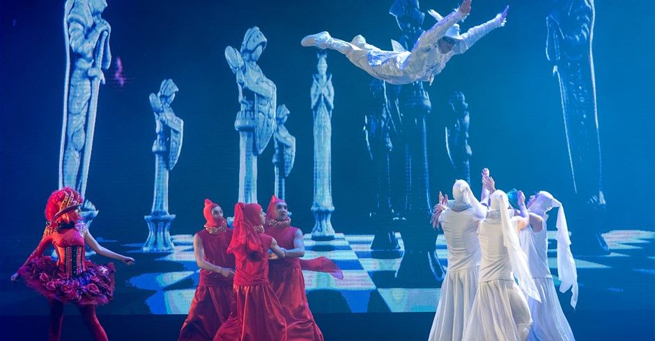 Alice in Wonderland-The Circus Musical thumbnail