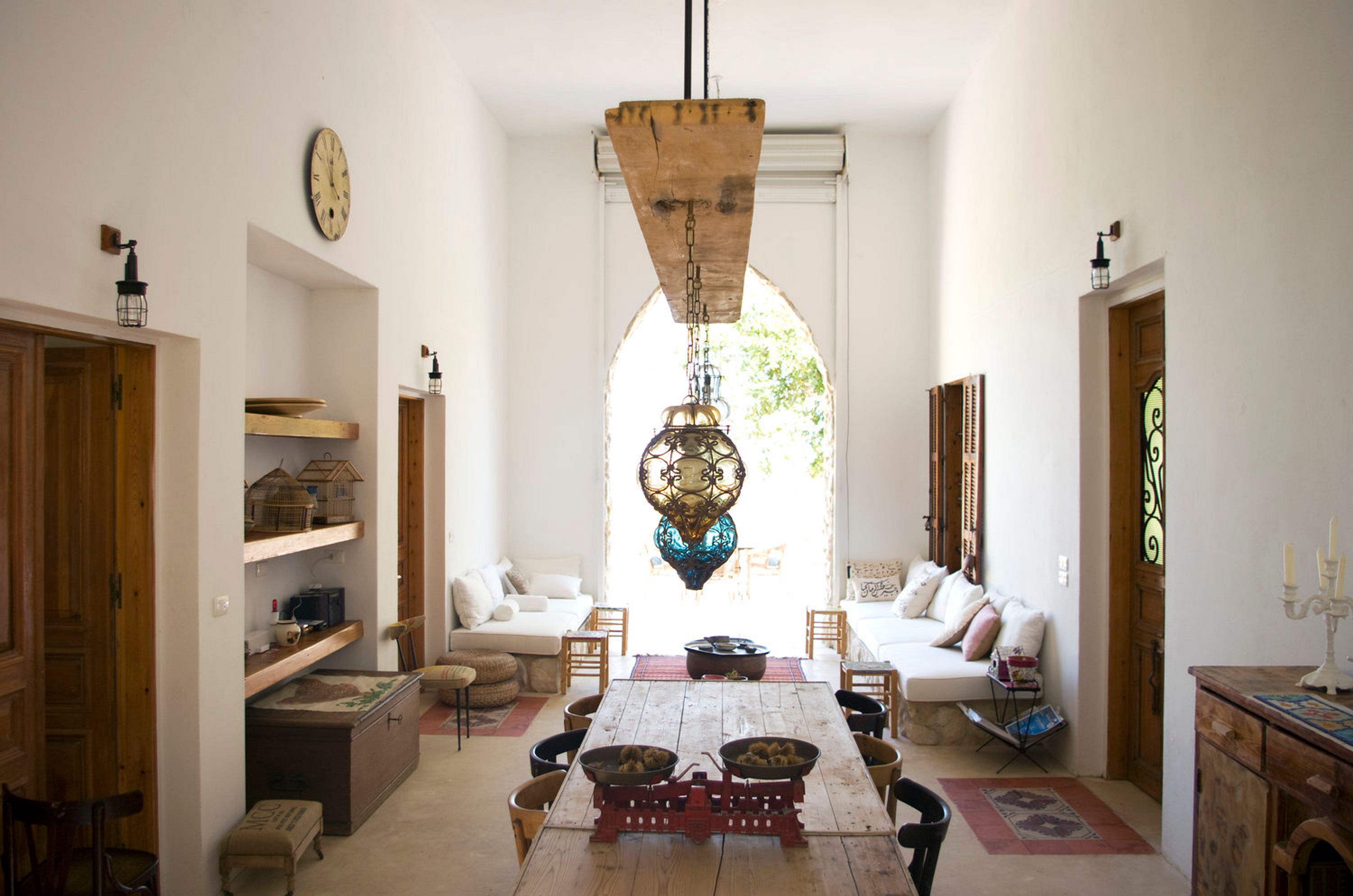 eca04c28bb81973e-beb7400ef36174cf-batroun20.jpeg