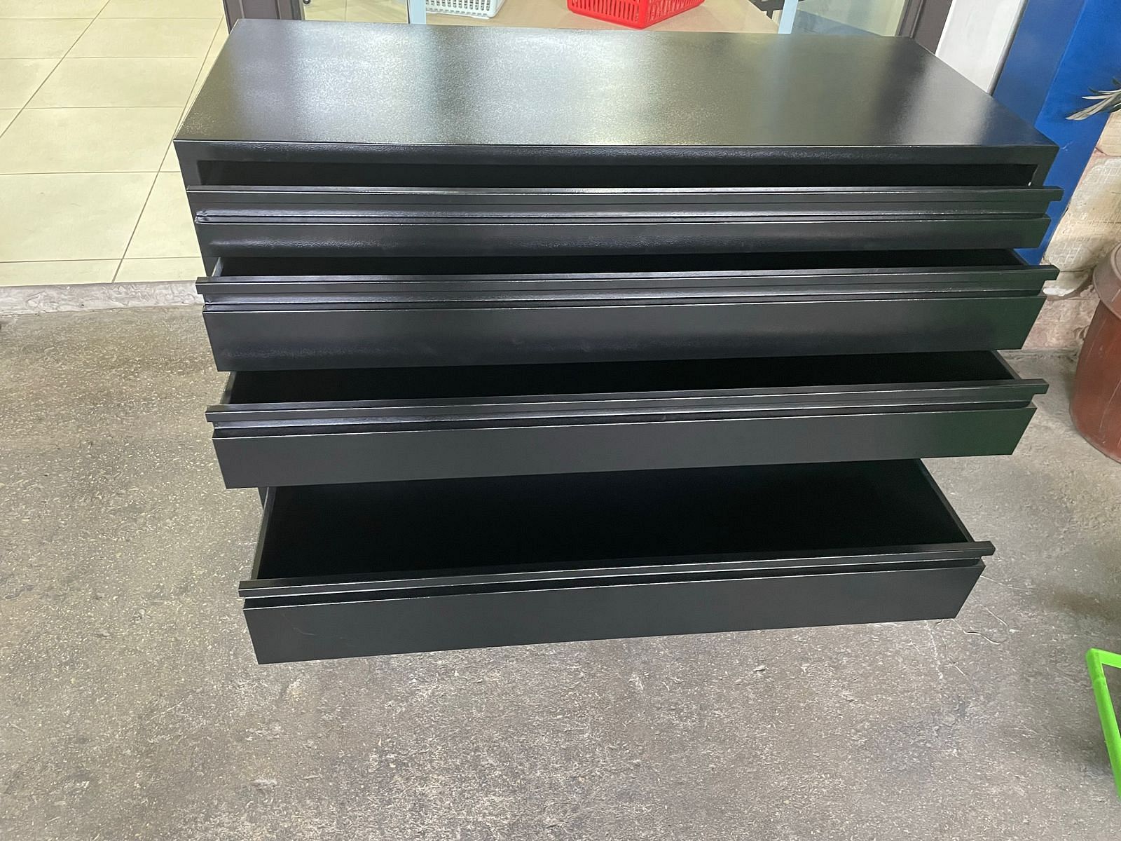 Drawers - View 3