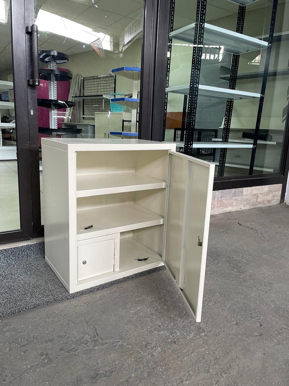 Cabinet - View 2